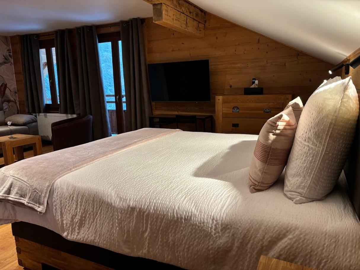 אוברונאז Hotel Des Muverans מראה חיצוני תמונה