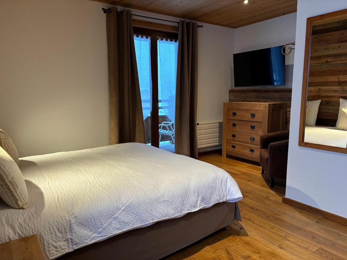 אוברונאז Hotel Des Muverans מראה חיצוני תמונה